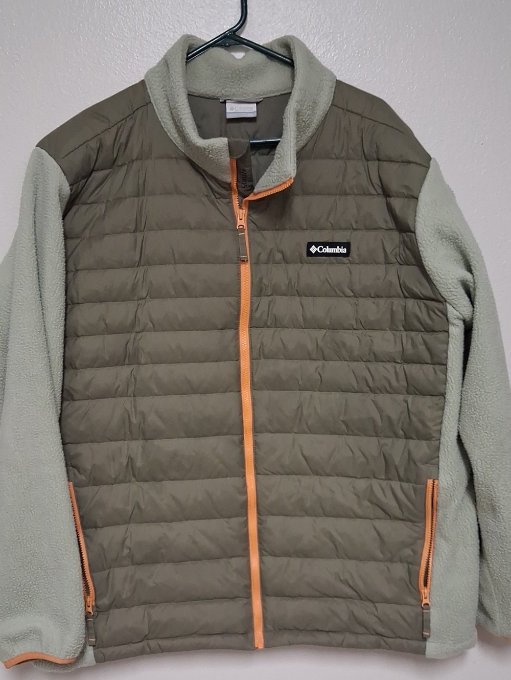 Columbia Olive Green Quilted Jacket with Light Sage Fleece and Orange Zipper